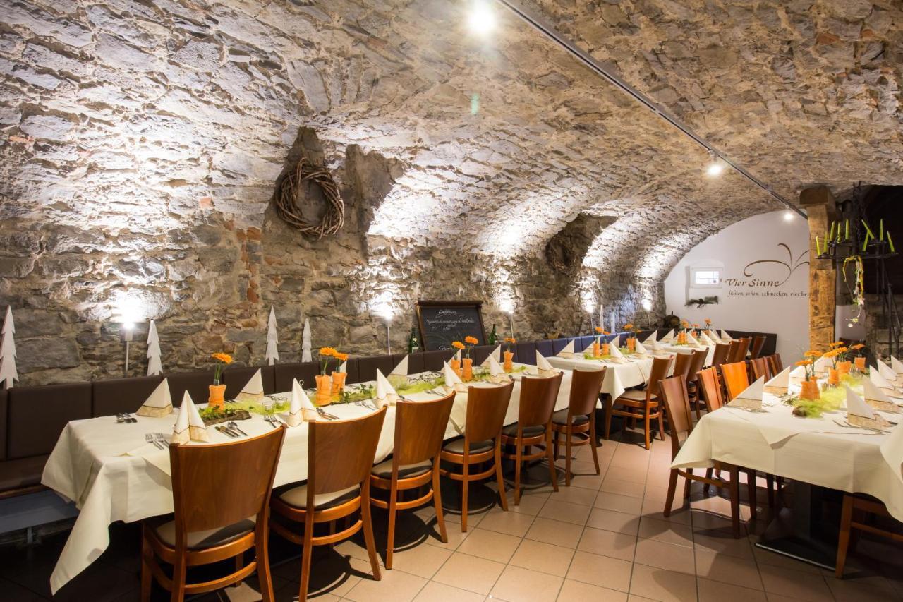 Jaeger'S Landhaus Roessle Niedernhall Eksteriør billede